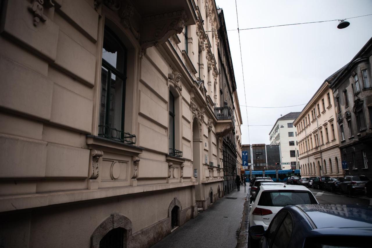 Roberto Boutique Studio Apartman Zagreb Luaran gambar
